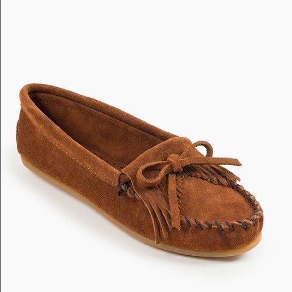 Minnetonka Shoes - Minnetonka kilty hardsole moccasins